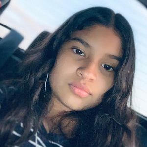 Meet your Posher, Itzel